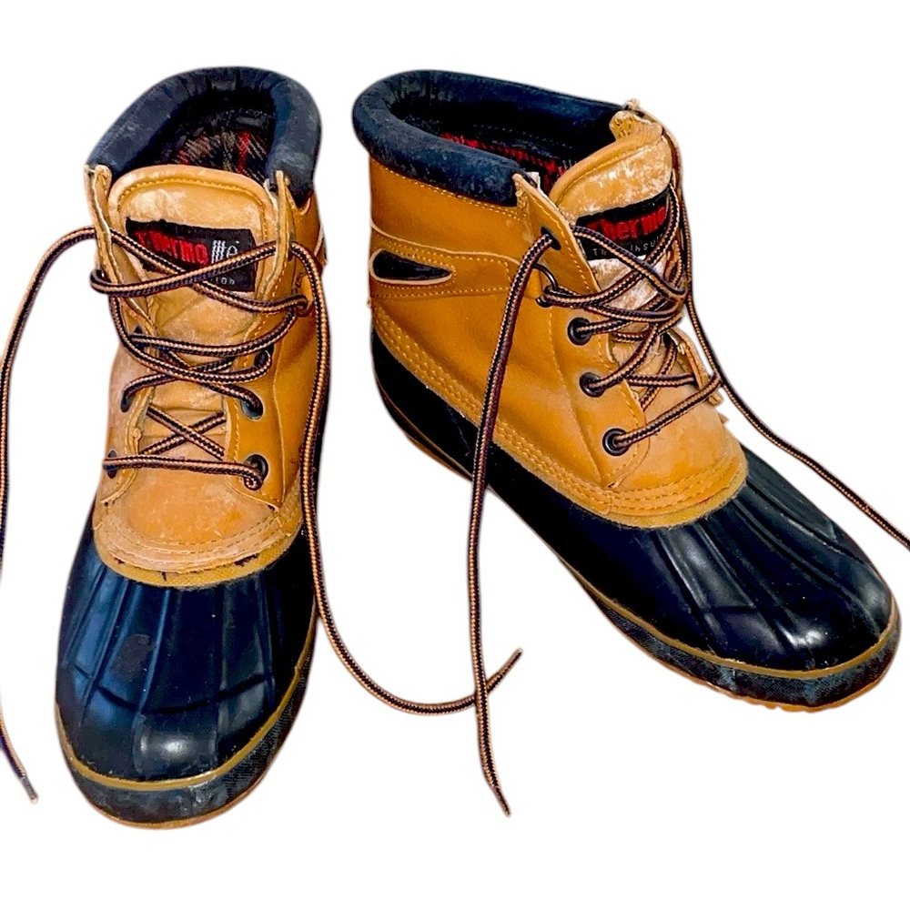 Vintage 1980s/1990’s Trail’s End Thermolite Duck Boots